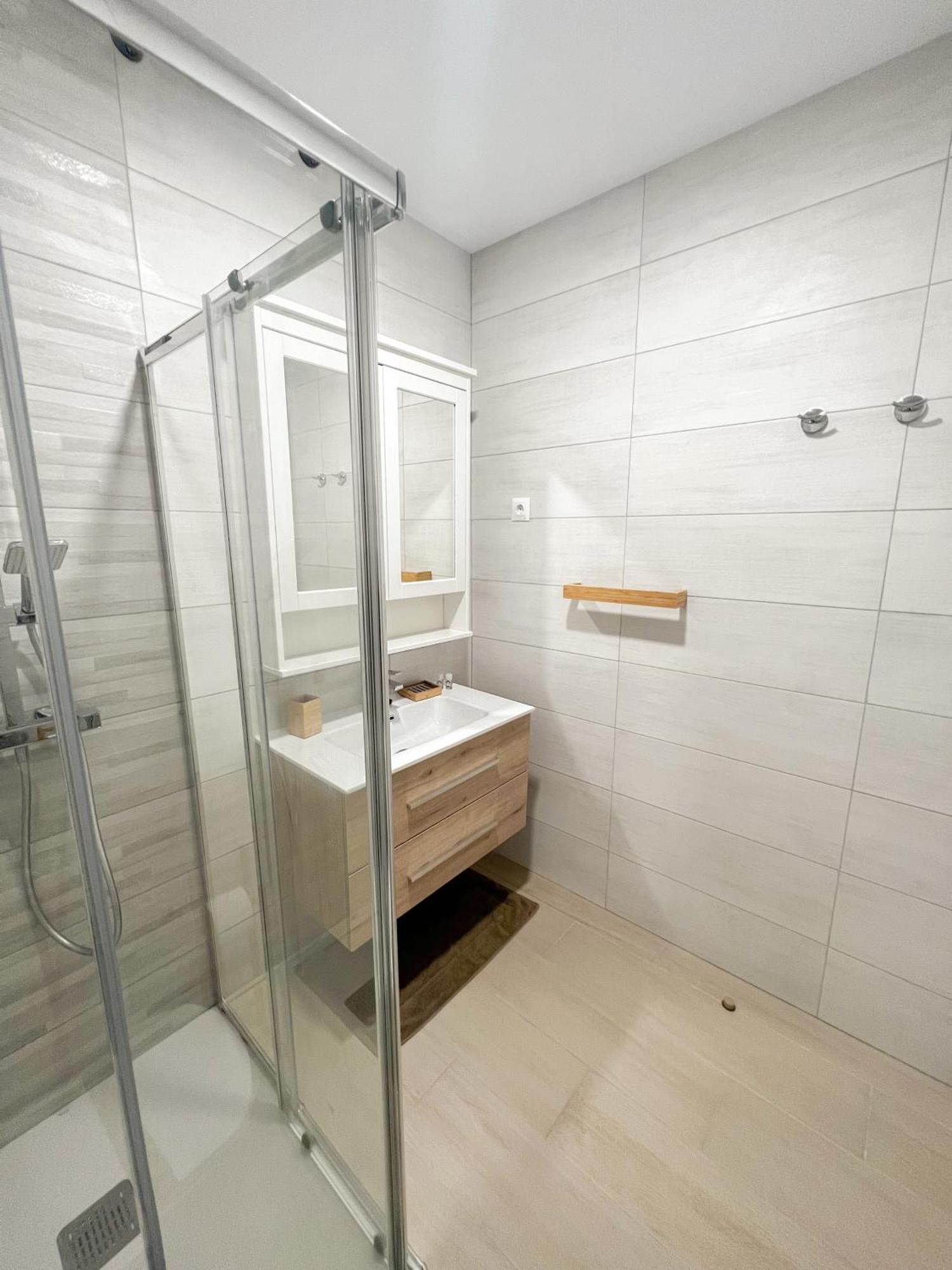 דירות טורמולינוס Cozy And Modern Family Flat Carihuela מראה חיצוני תמונה